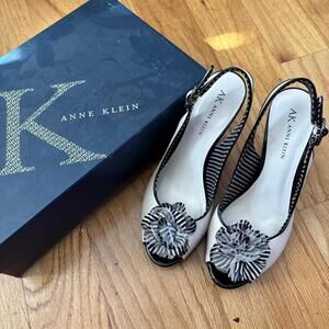 Anne Klein Black And White